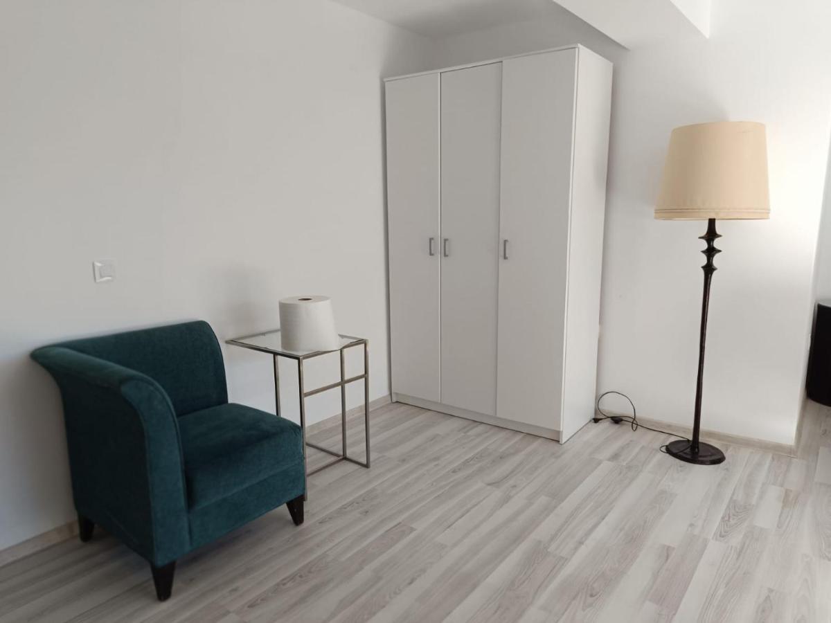 Viv Rosetti Hotel Jászvásár Kültér fotó