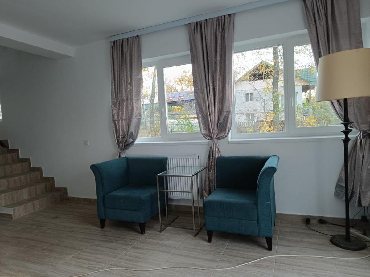 Viv Rosetti Hotel Jászvásár Kültér fotó
